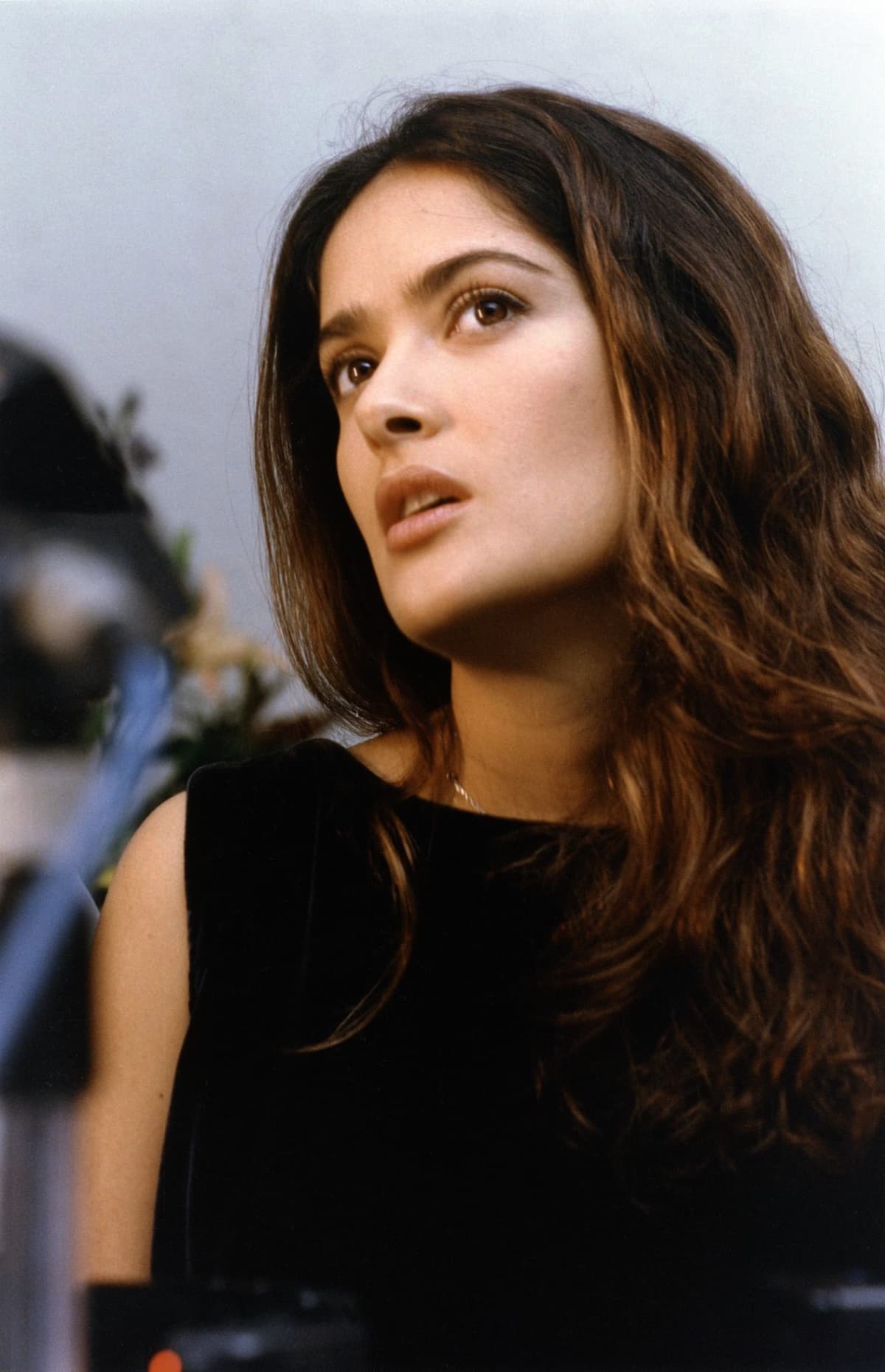 Early-2000s press — Frida-adjacent era bone read before later comedy carpets.